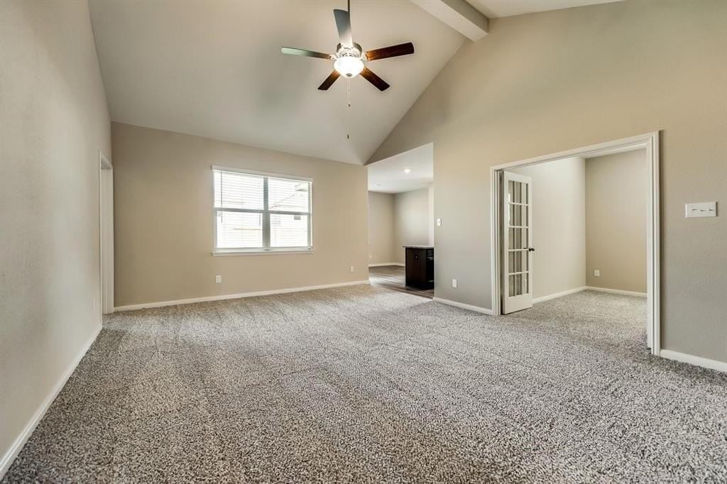 243 Elam Dr - Photo 3 of 11