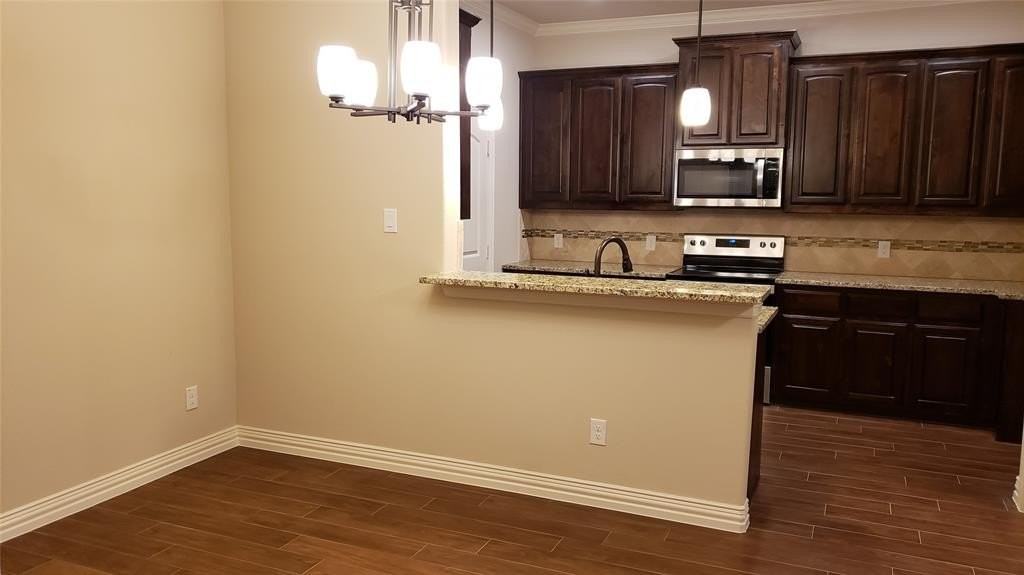 843 Eaglescliffe Lndg - Photo 4 of 20