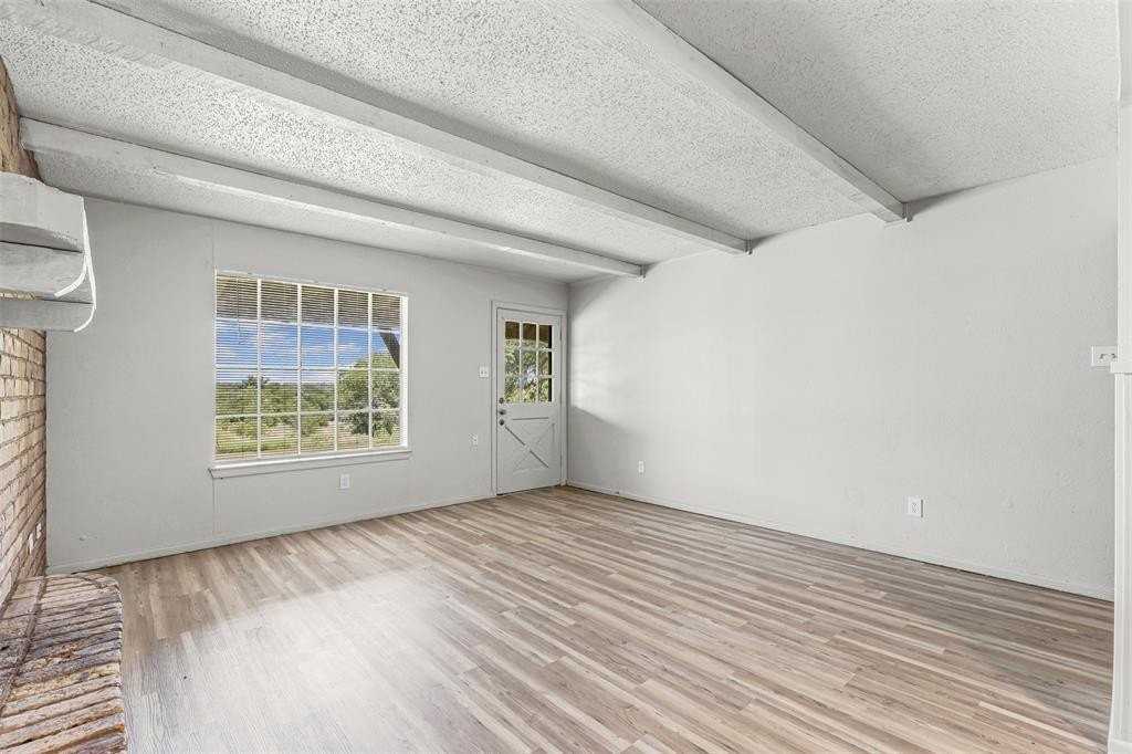 2530 E Us Highway 377 #8 - Photo 4 of 20