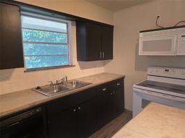 featured image of 219 E 3rd St #B