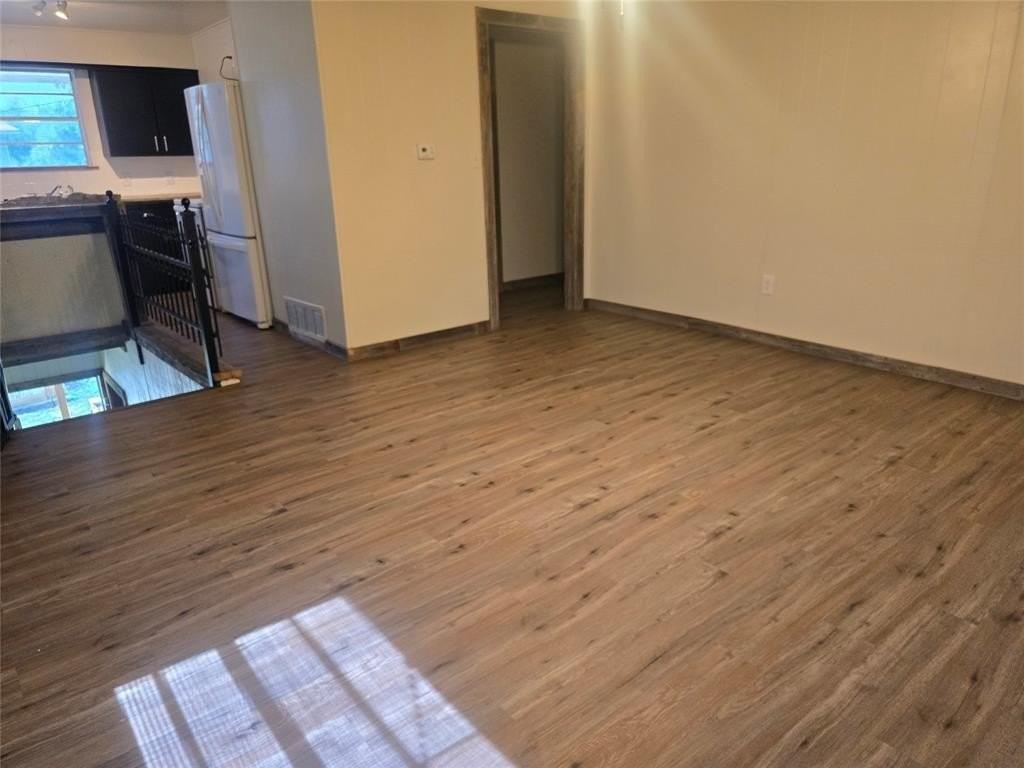 219 E 3rd St #B - Photo 2 of 13