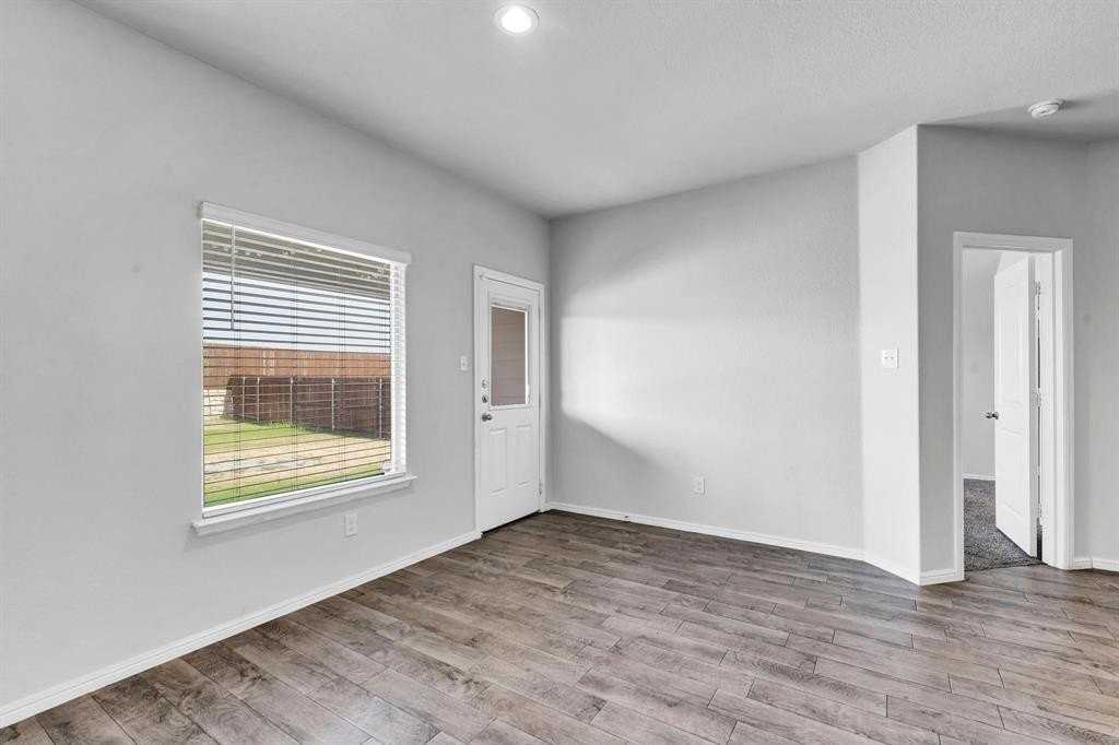 2309 Richburg St - Photo 6 of 20