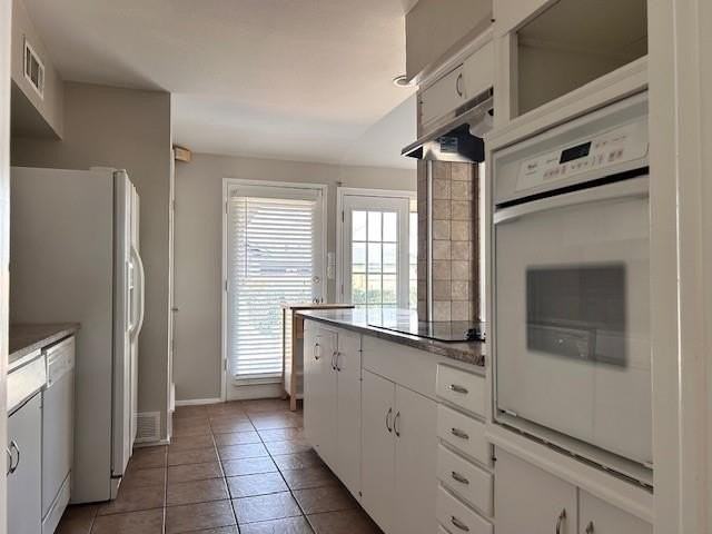 928 Wisteria Way - Photo 7 of 16