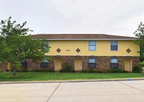 featured image of 400 Amber Ln #4