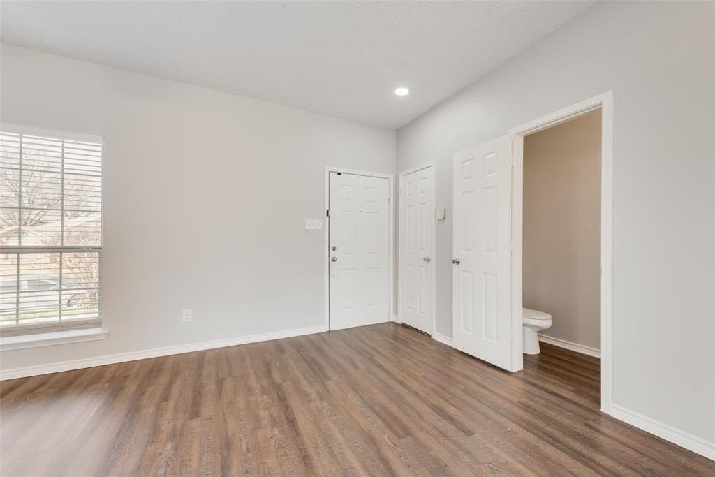 9406 Chimneywood Dr - Photo 3 of 22