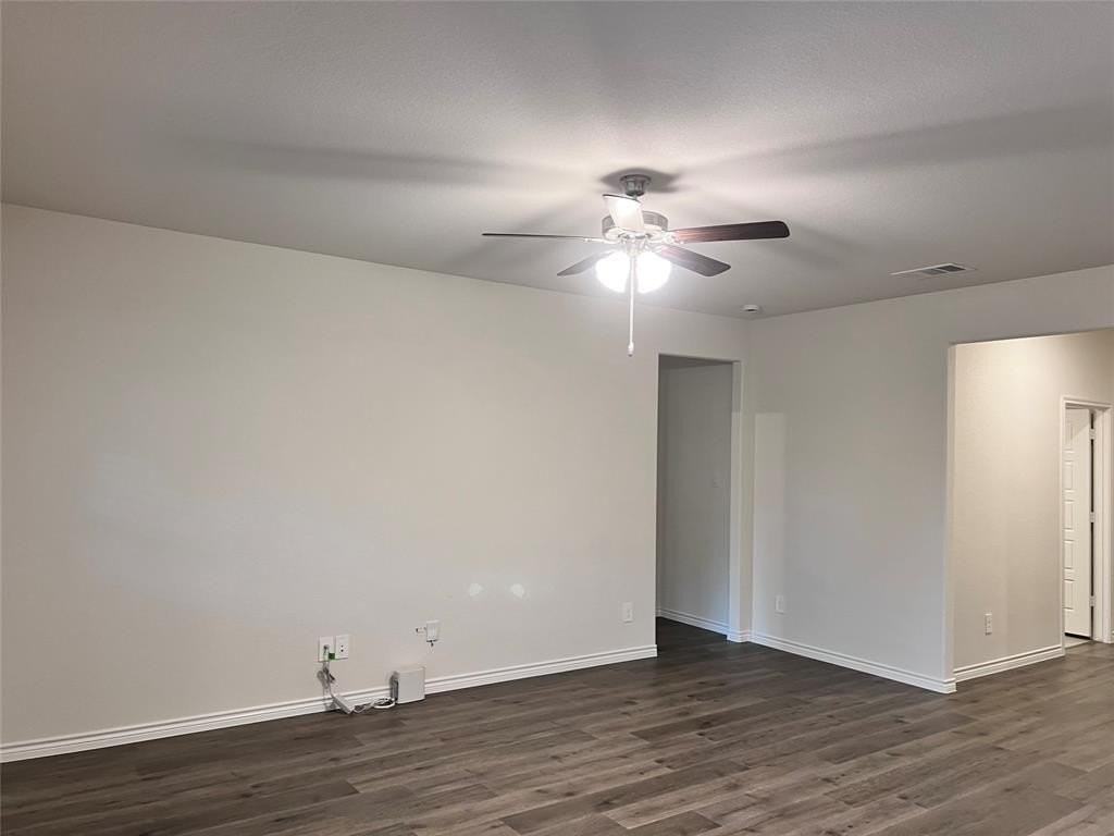 9729 Daisey Mae Ln - Photo 5 of 11