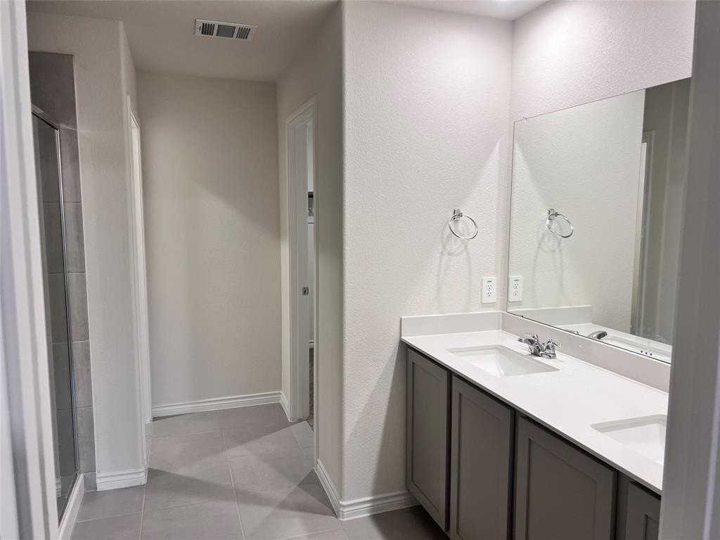 9729 Daisey Mae Ln - Photo 7 of 11