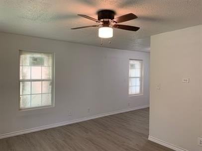 1916 Liberty St - Photo 6 of 11