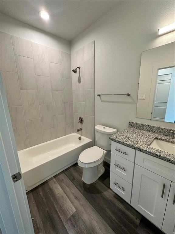 1005 Dubois St - Photo 6 of 17