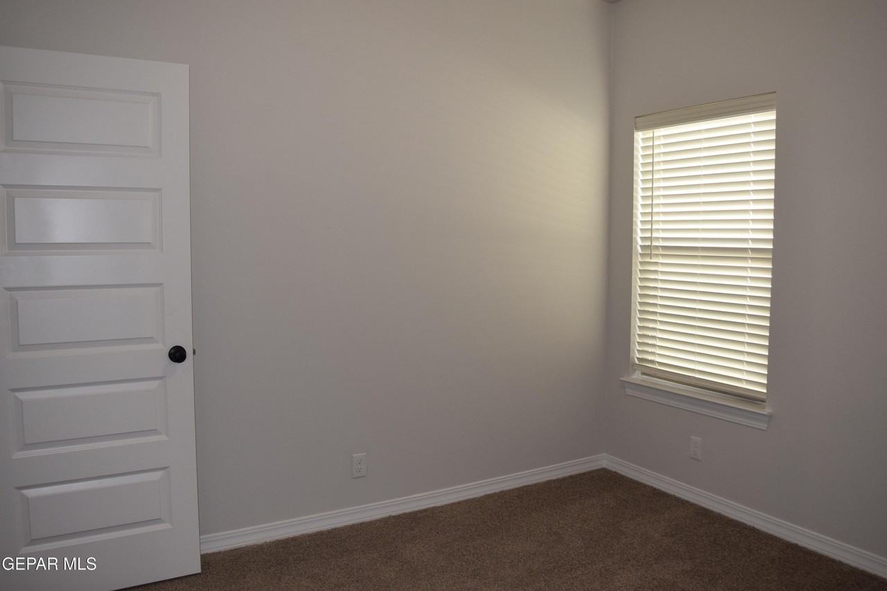 457 Samuel Blount - Photo 2 of 45