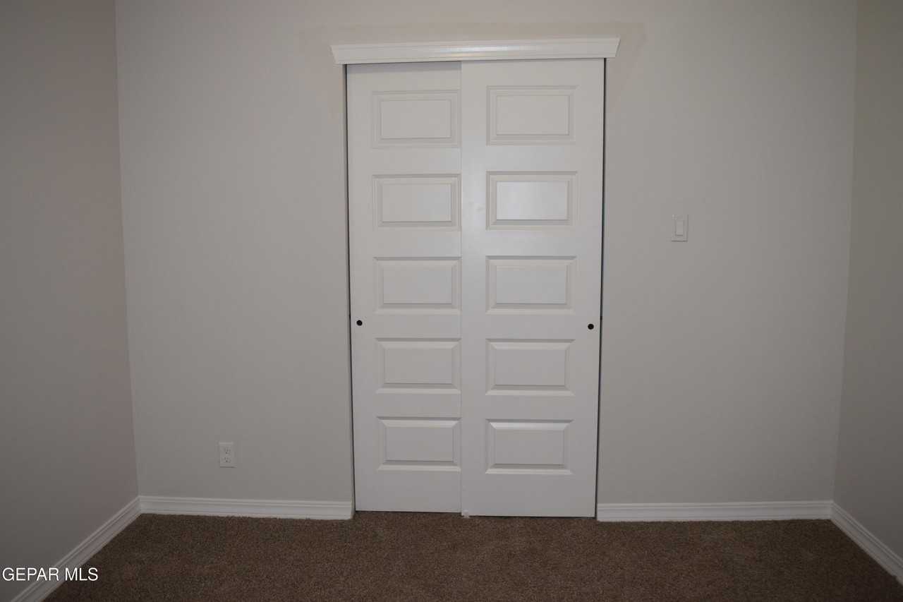 457 Samuel Blount - Photo 3 of 45