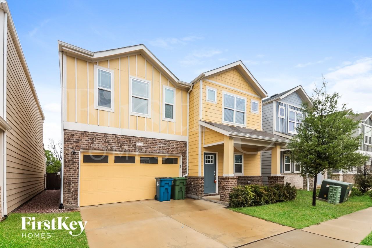 321 Aveen Path - Photo 2 of 16