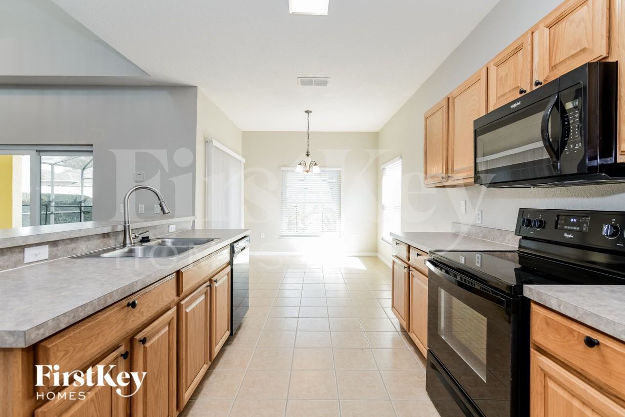 356 Highgate Park Blvd - Photo 5 of 15