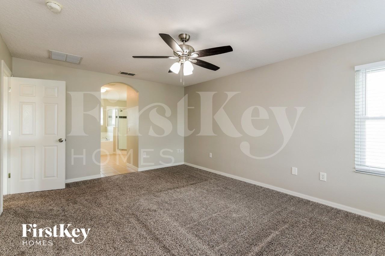 356 Highgate Park Blvd - Photo 6 of 15