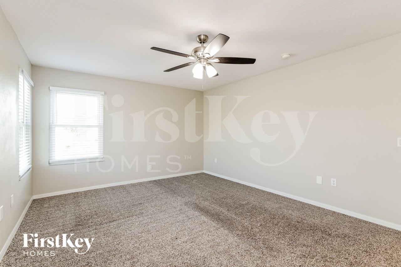 356 Highgate Park Blvd - Photo 7 of 15