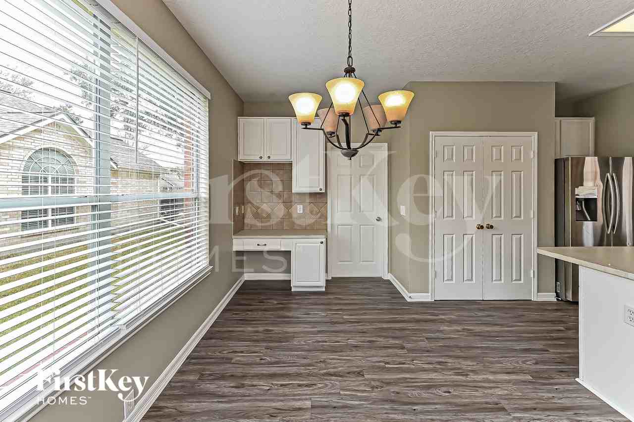 18810 Summer Anne Dr - Photo 6 of 15