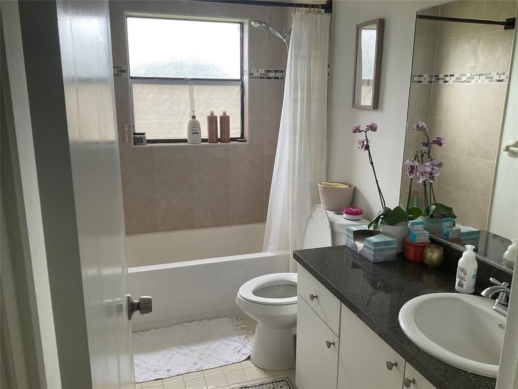 6269 Woodbury Rd - Photo 4 of 8