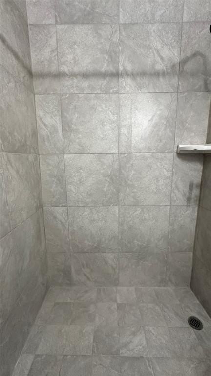 1100 Sw 28th St #5 - Photo 7 of 9