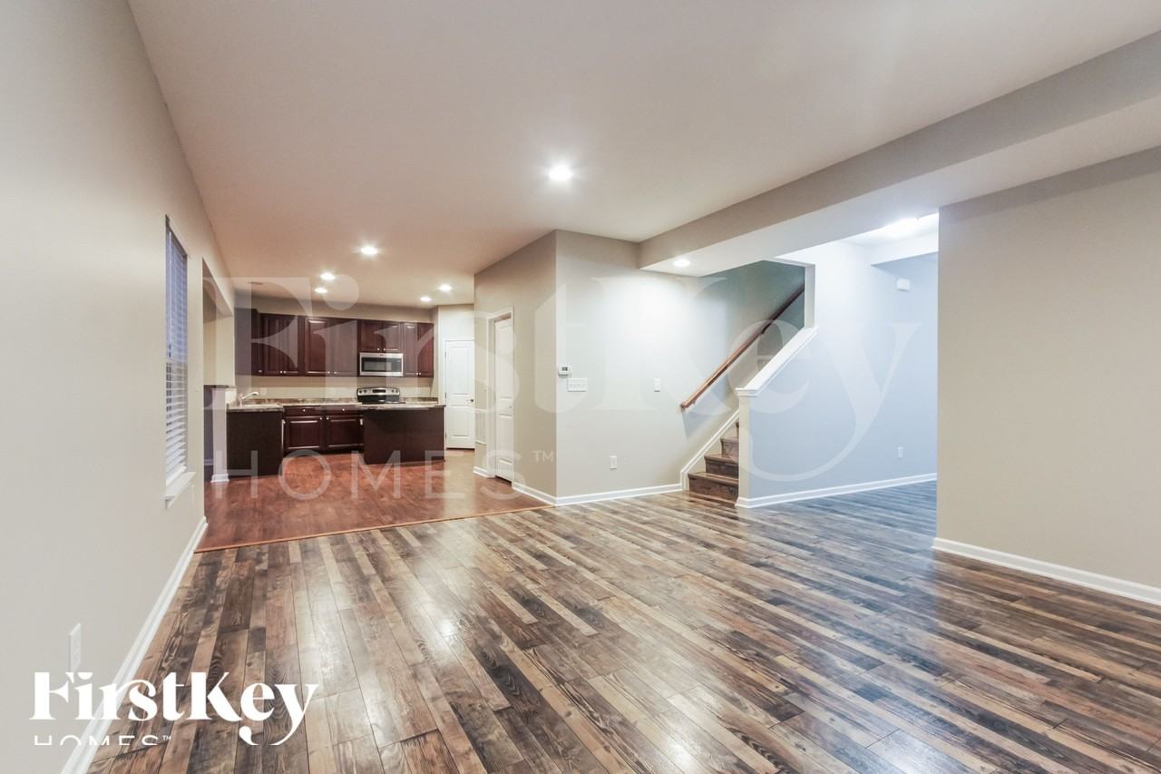 8305 Wheatfield Dr - Photo 2 of 18