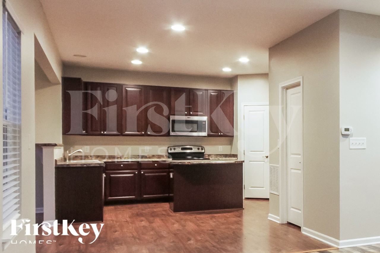 8305 Wheatfield Dr - Photo 6 of 18