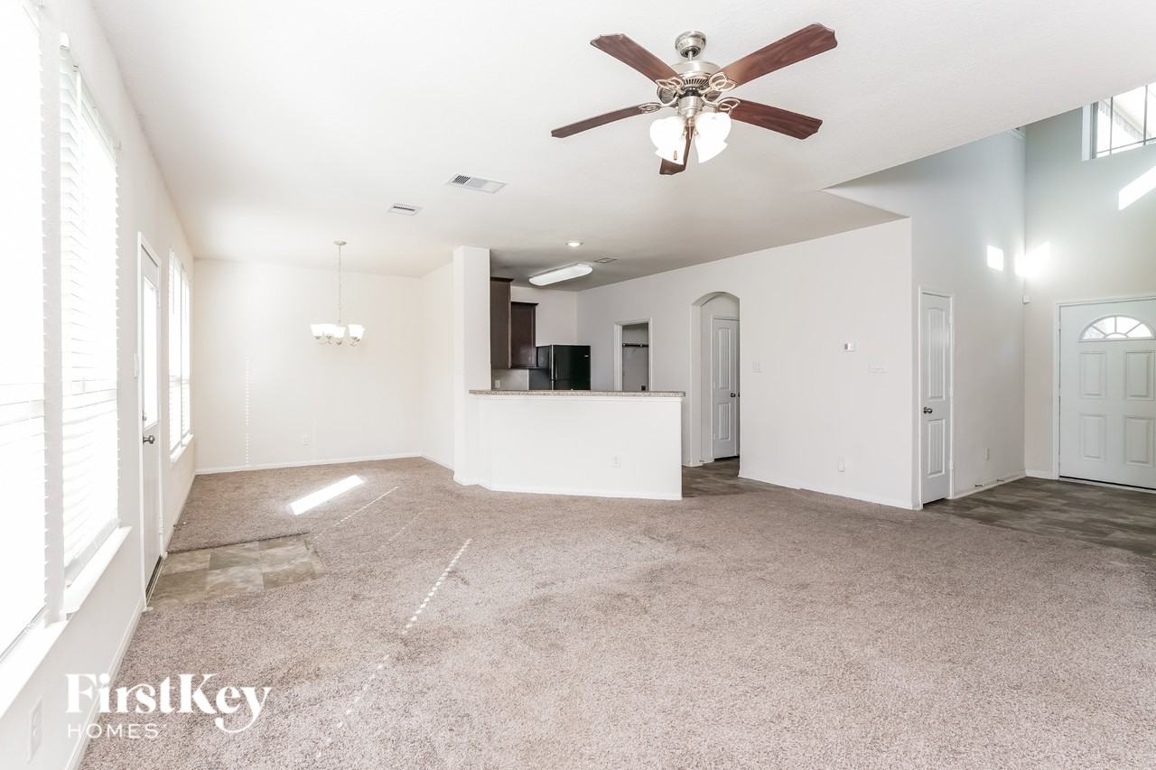 6714 Blimp Base Rd - Photo 4 of 15