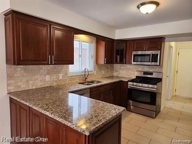 492 Buttercup Dr - Photo 4 of 12