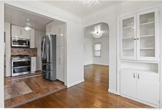 10049 Inkster Rd - Photo 6 of 17