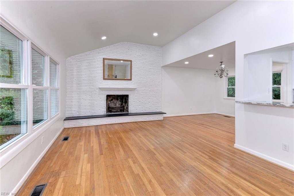 309 Corbin Dr - Photo 6 of 33