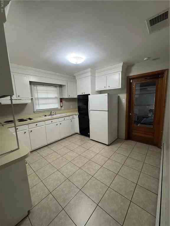 1233 Oak Park Ave - Photo 5 of 15