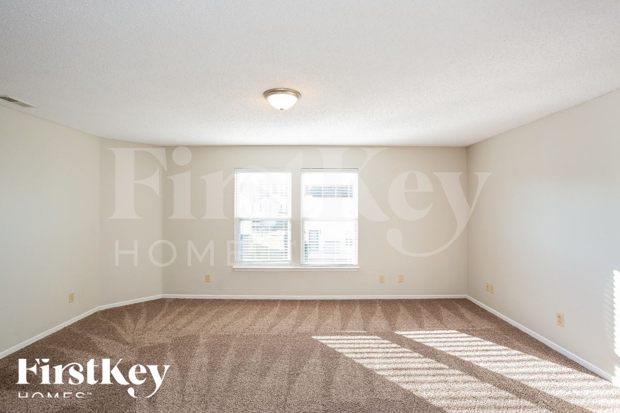 9447 W Constellation Dr - Photo 4 of 18