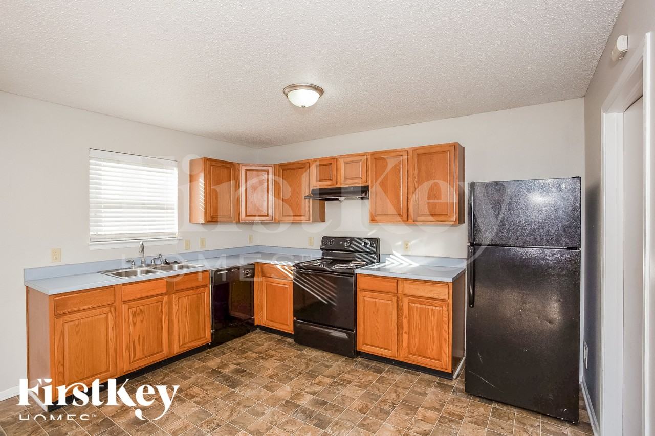 9447 W Constellation Dr - Photo 7 of 18