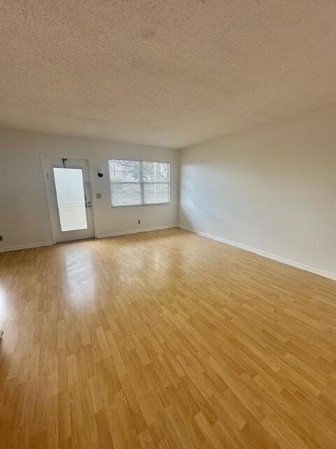 3063 Ainslie D - Photo 6 of 36