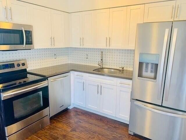 2821 Duke Ln - Photo 4 of 9