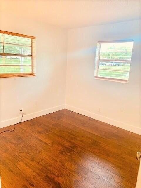 2821 Duke Ln - Photo 7 of 9