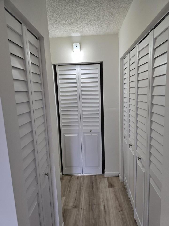 1106 Green Pine Blvd #F1 - Photo 4 of 11