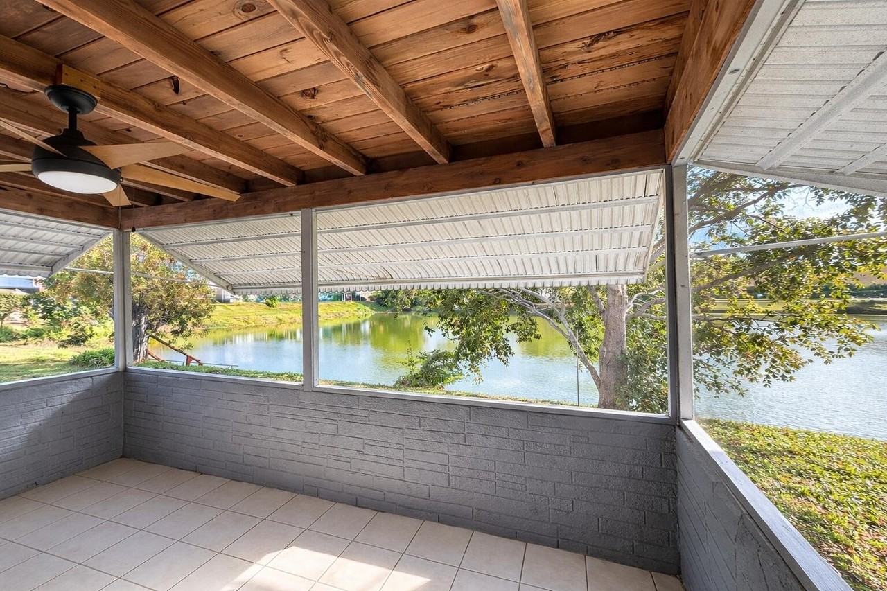 2616 Nw 49th St - Photo 5 of 10