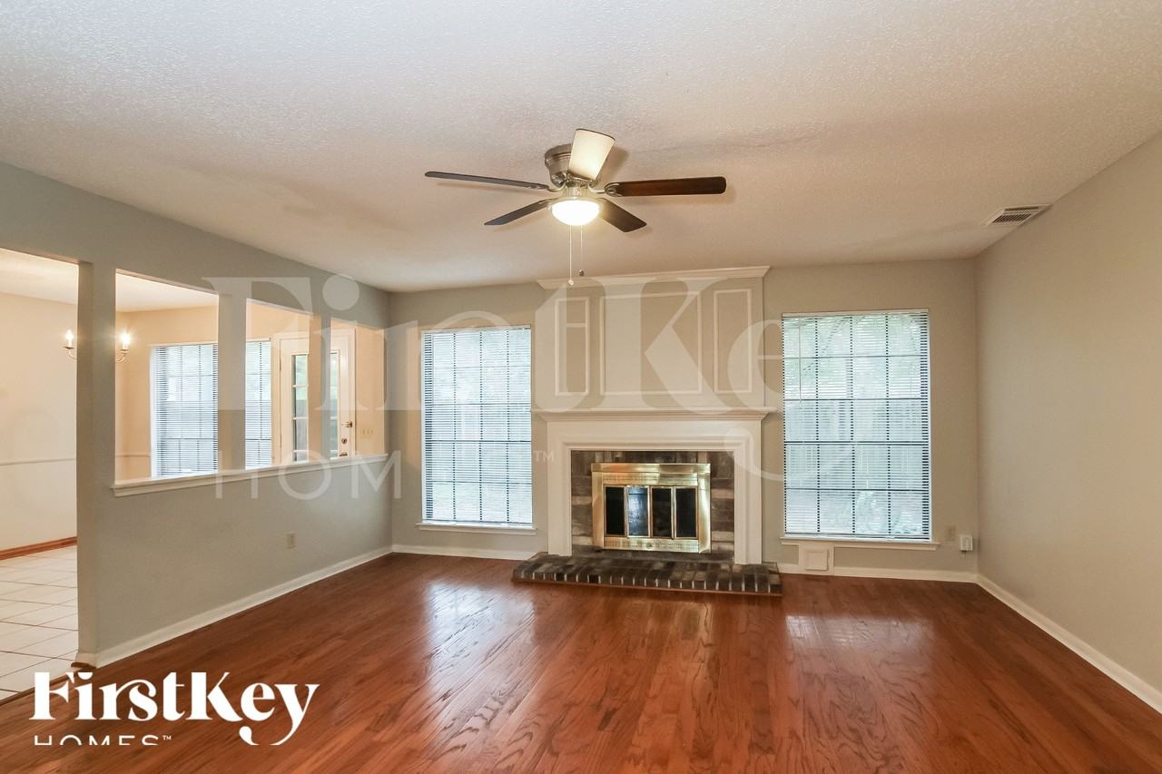 17026 River Willow Dr - Photo 3 of 18