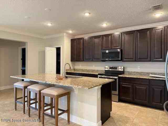 940 Bear Lake Dr - Photo 5 of 24