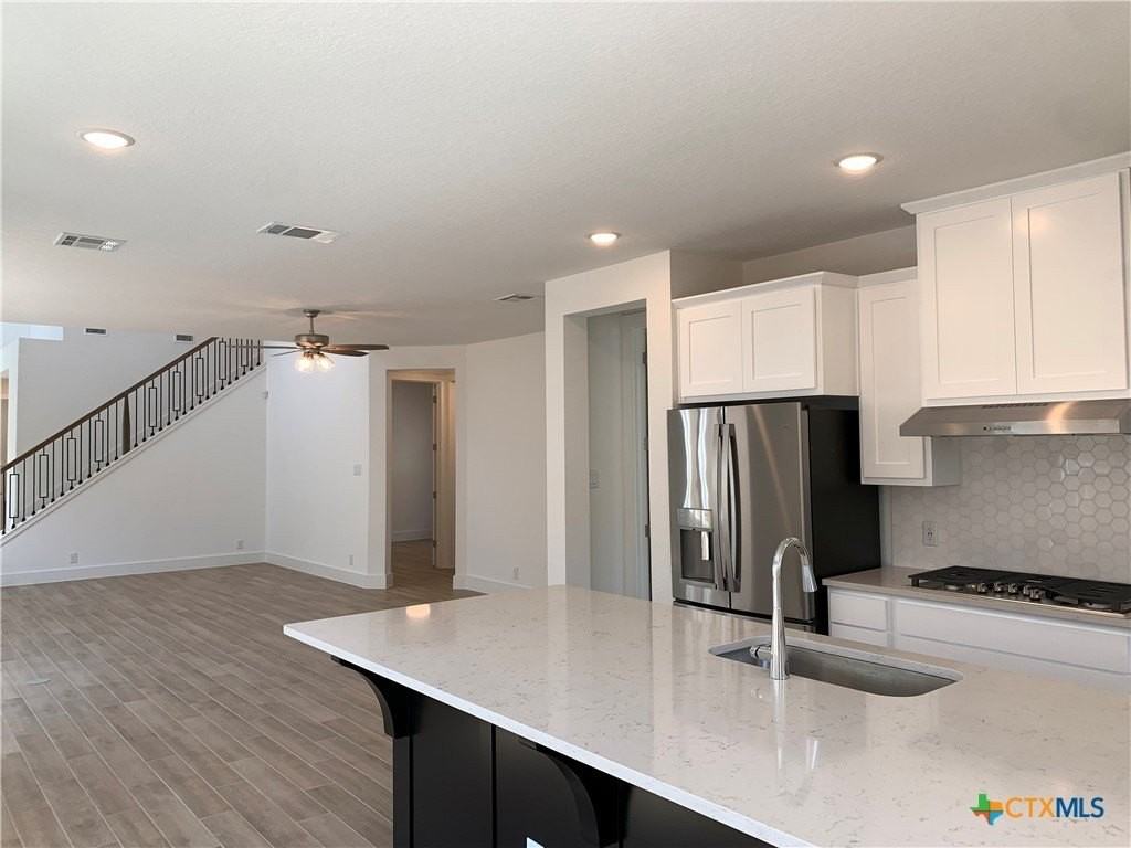 1048 Easy Gruene - Photo 3 of 34