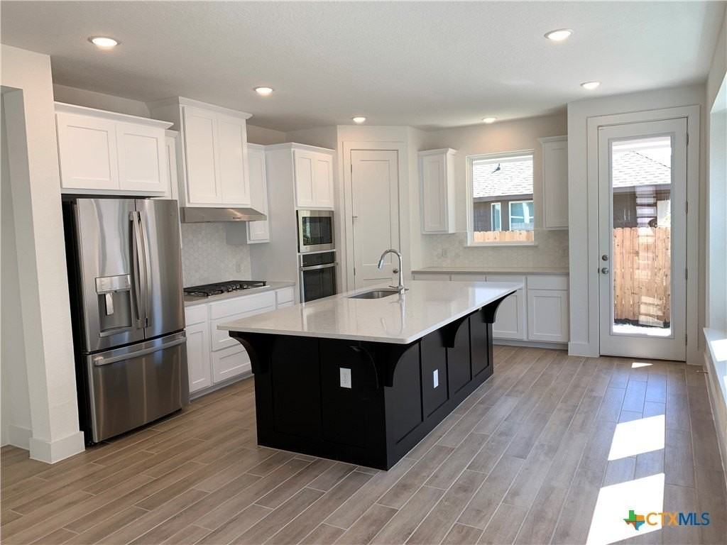 1048 Easy Gruene - Photo 5 of 34