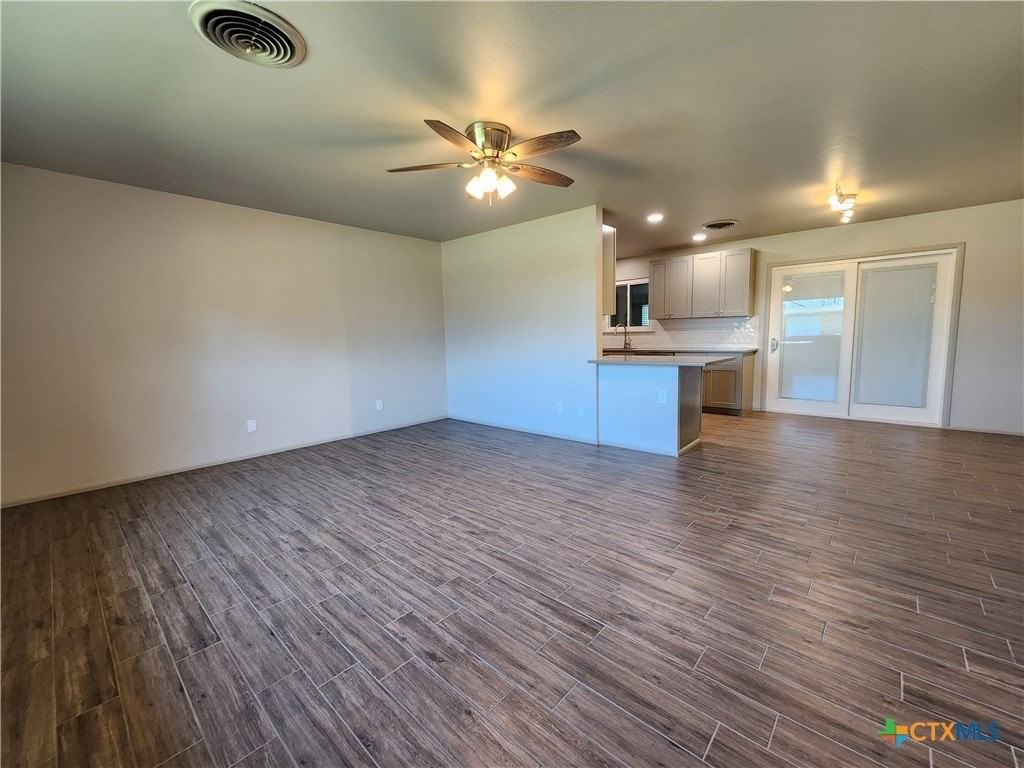 362 Lockener Ave - Photo 6 of 31