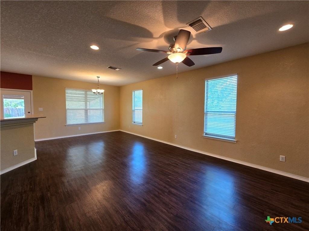 1492 Jordan Xing - Photo 4 of 29