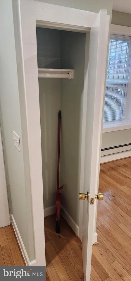 813 Q St Nw - Photo 5 of 37