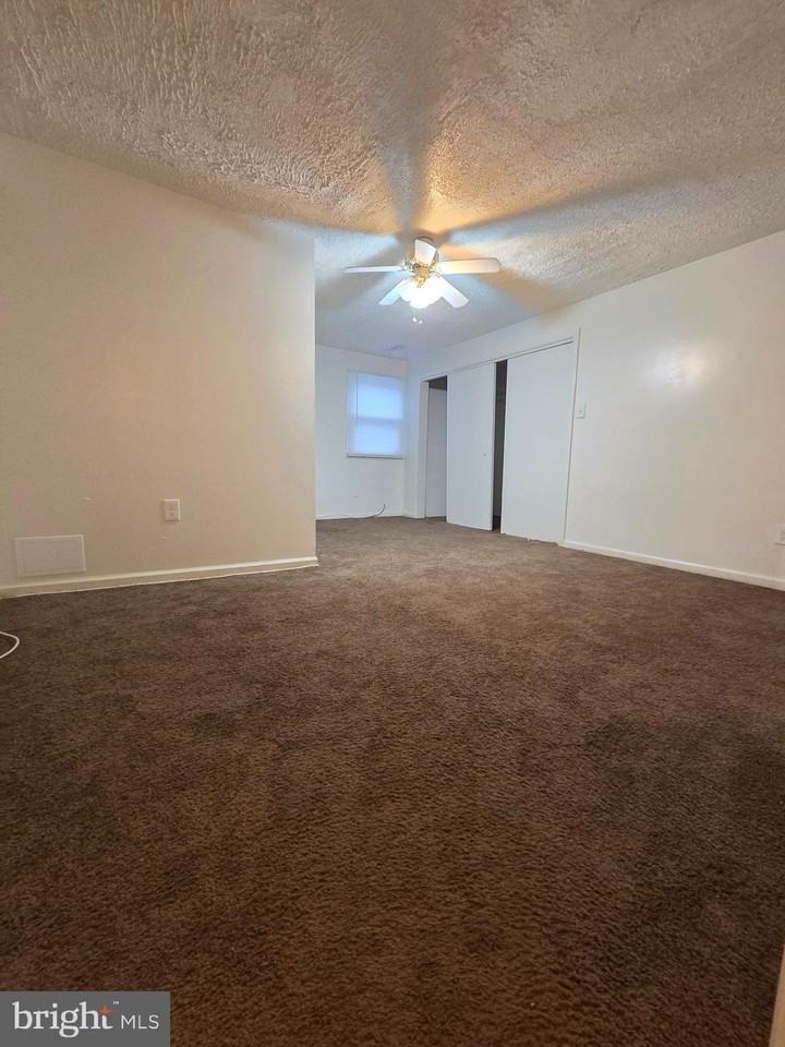 1803 Chelsea Rd - Photo 4 of 16