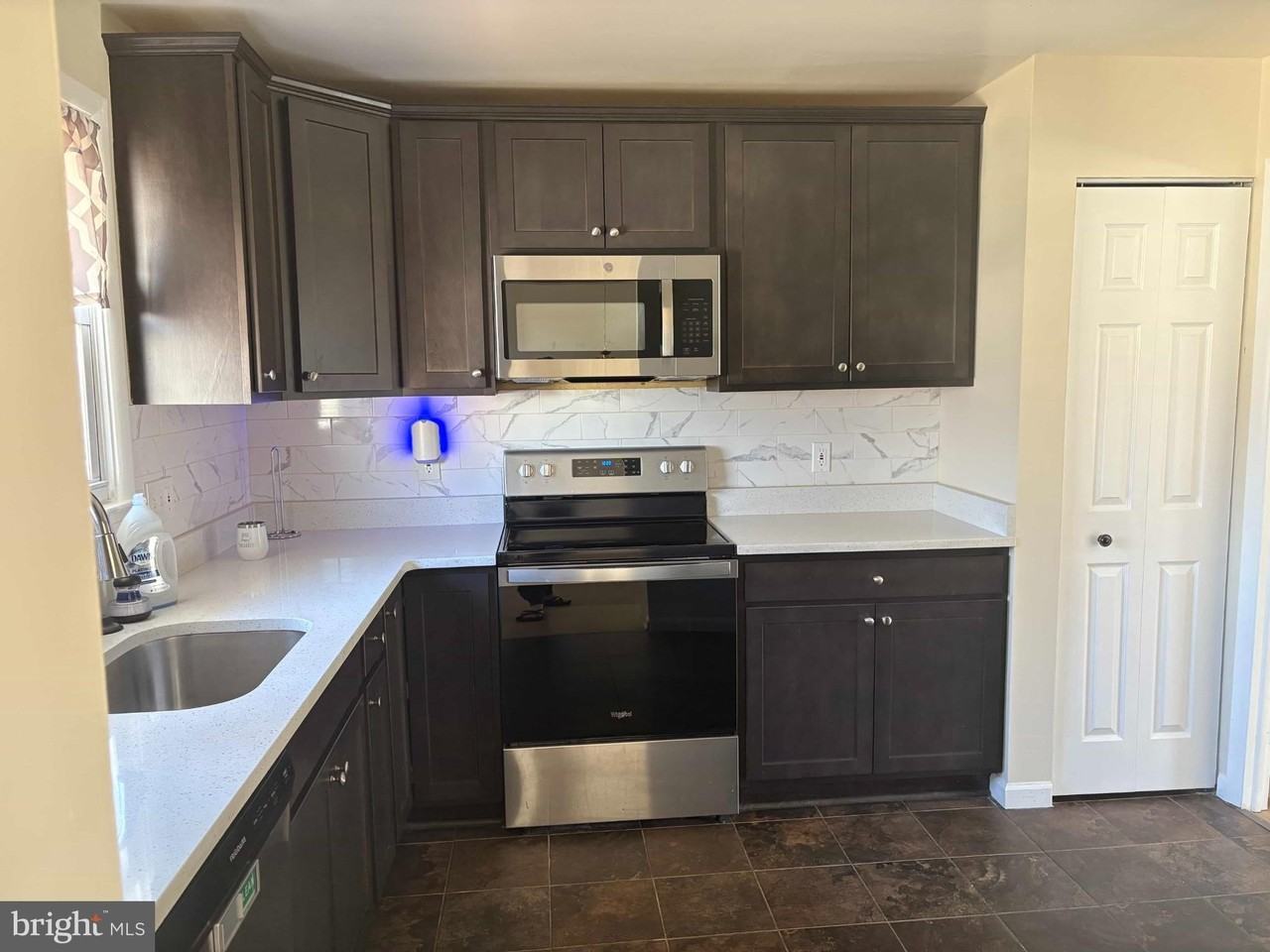 8716 Stephanie Rd - Photo 2 of 19