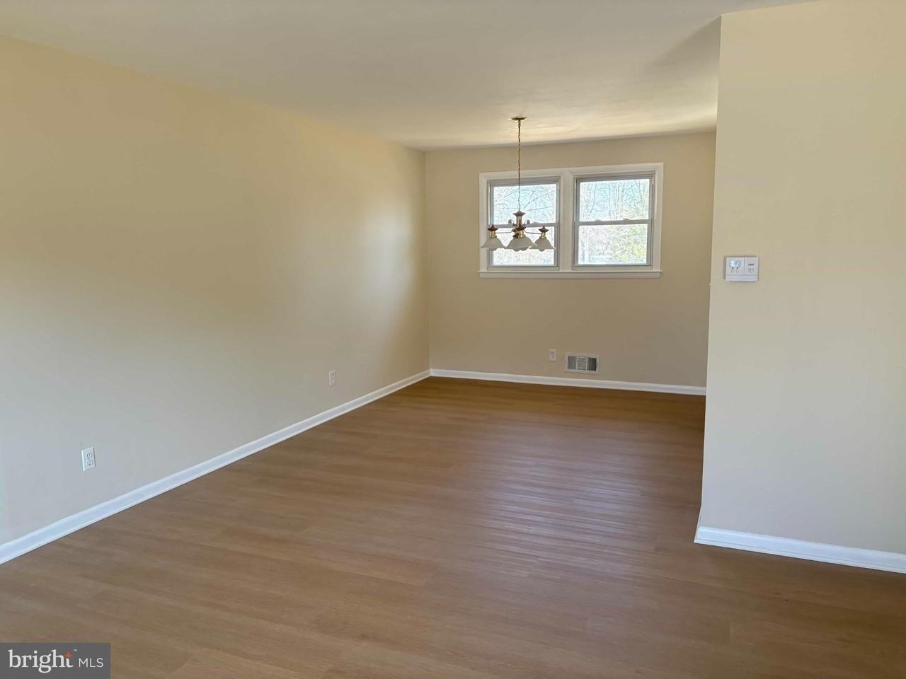 8716 Stephanie Rd - Photo 7 of 19