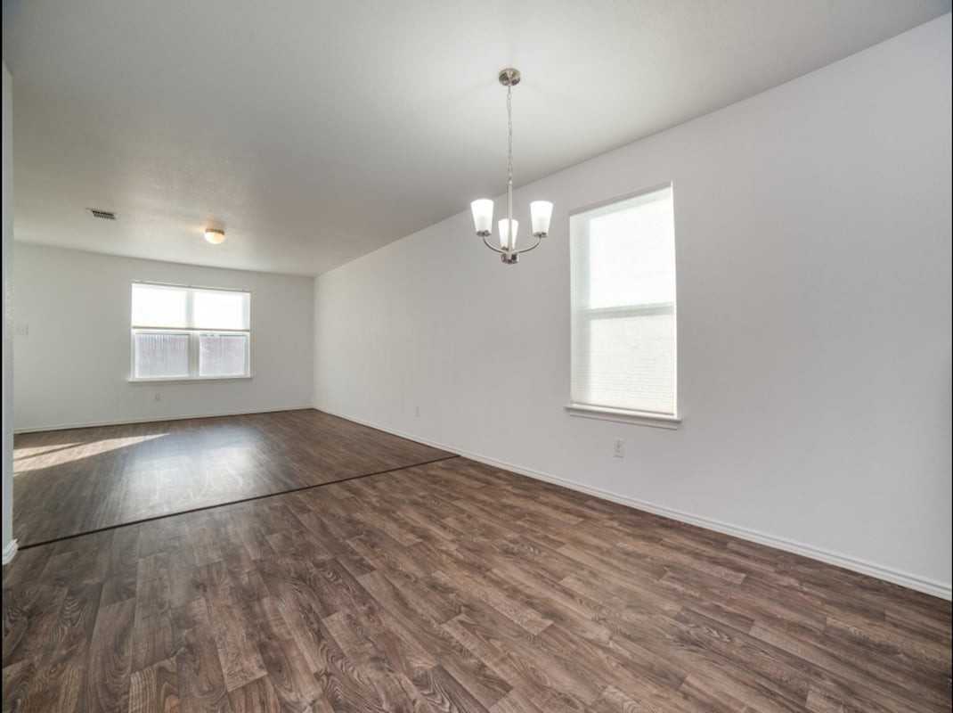 2426 Rainbow Basin - Photo 4 of 13