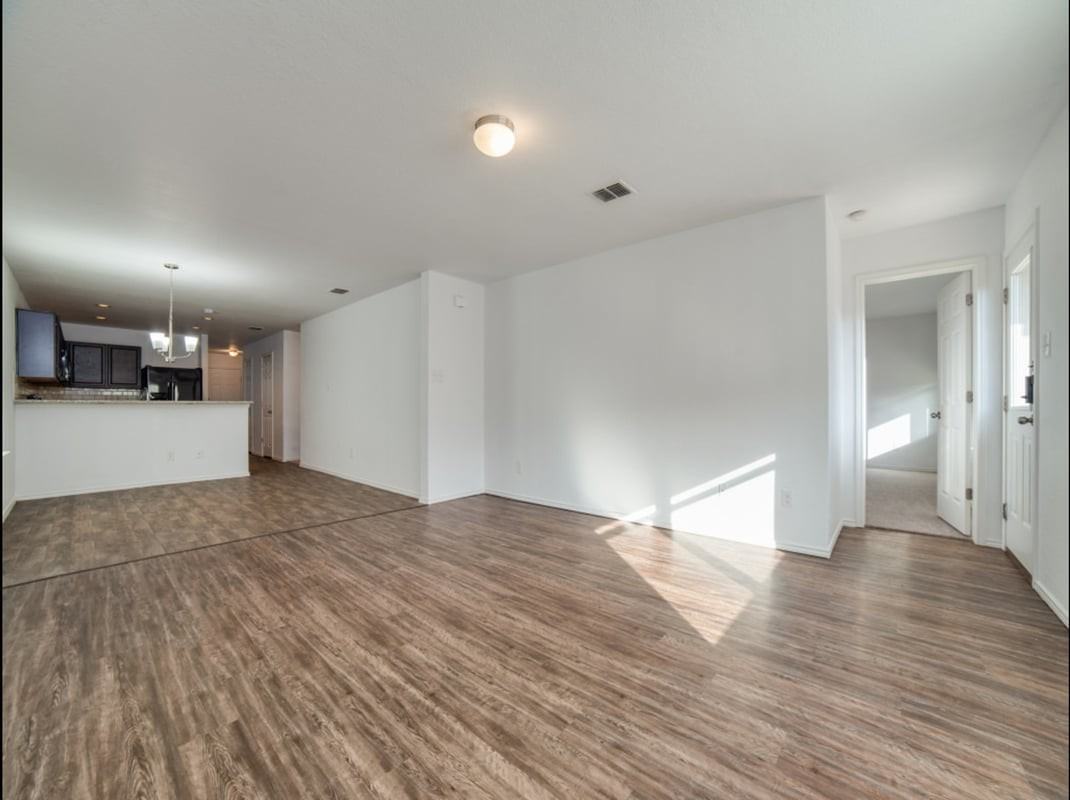 2426 Rainbow Basin - Photo 5 of 13