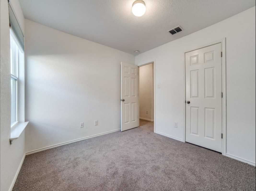 2426 Rainbow Basin - Photo 7 of 13