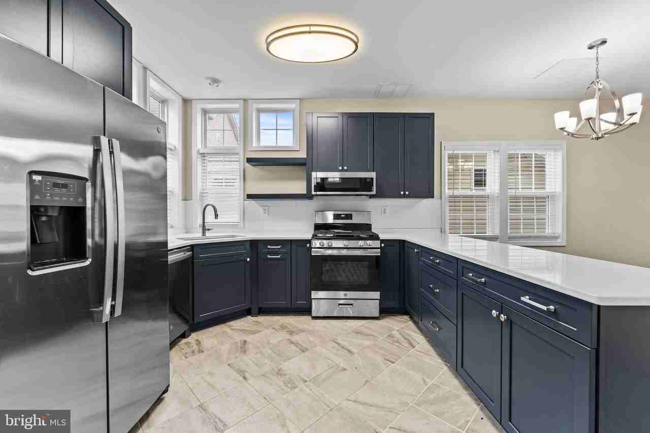 7201 Old Friendship Way - Photo 7 of 29